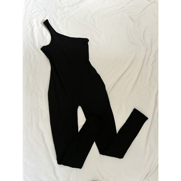 one sleeve bodysuit - Picture 2 of 4